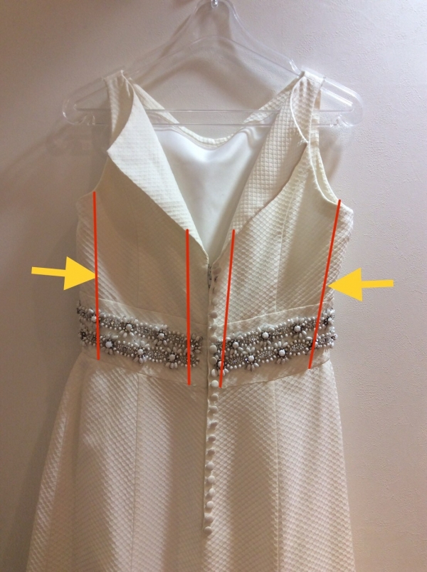 ウエディングドレスの身幅を詰める ドレス ウェディングドレス Blog ブログ ブログ 創業53年洋服お直しはsarto Nagoyaへ